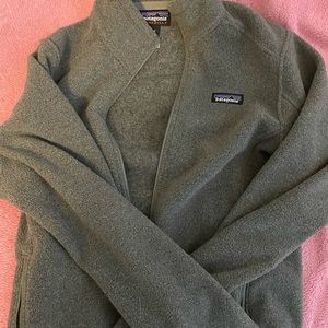 (Authentic) Women Patagonia fuzzy half zip